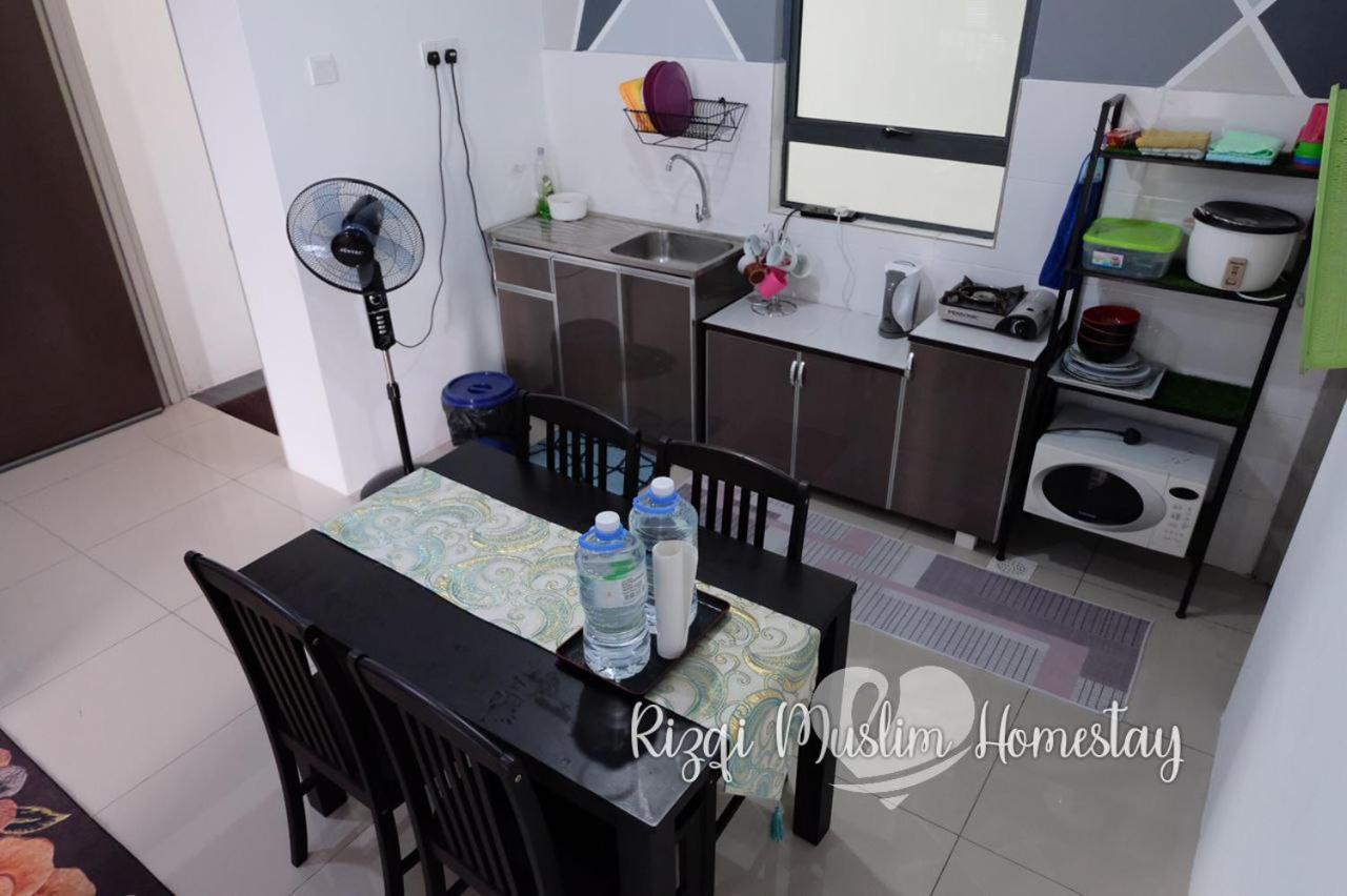 Rizqi Muslim Homestay Meru Casa Kayangan Ipoh Exteriör bild