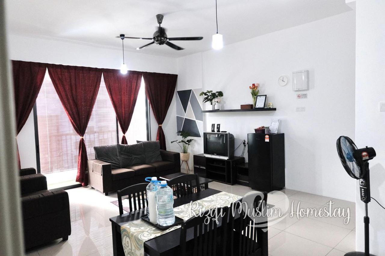 Rizqi Muslim Homestay Meru Casa Kayangan Ipoh Exteriör bild